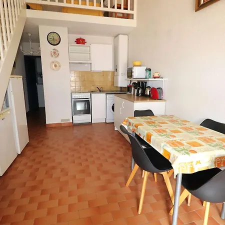 Le Grau-du-roi, 2 Pièces, 5 Personnes - Fr-1-307-132 Appartement Le Grau-du-Roi