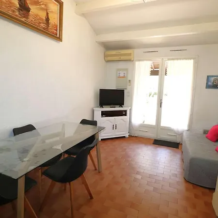 Maison Climatisee Avec Mezzanine, Parking Securise, Proche Et Commerces - Fr-1-307-132 Le Grau-du-Roi