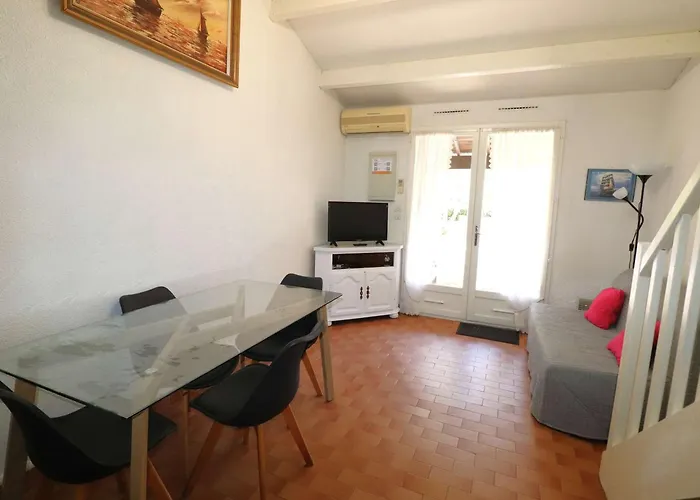 Maison Climatisee Avec Mezzanine, Parking Securise, Proche Et Commerces - Fr-1-307-132 Le Grau-du-Roi